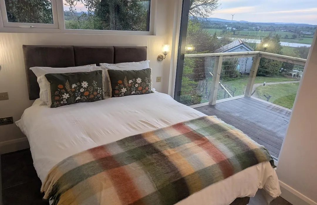 Willowbank House And Lodges-1